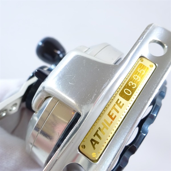 カセ筏師　ＴＨＥアスリート大チヌ６５Ｄ－ＧＢ　左